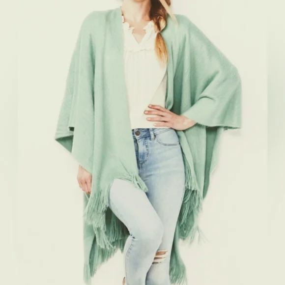 Lauren Conrad Women's Poncho One size color Mint Green excellent condition - Picture 1 of 10